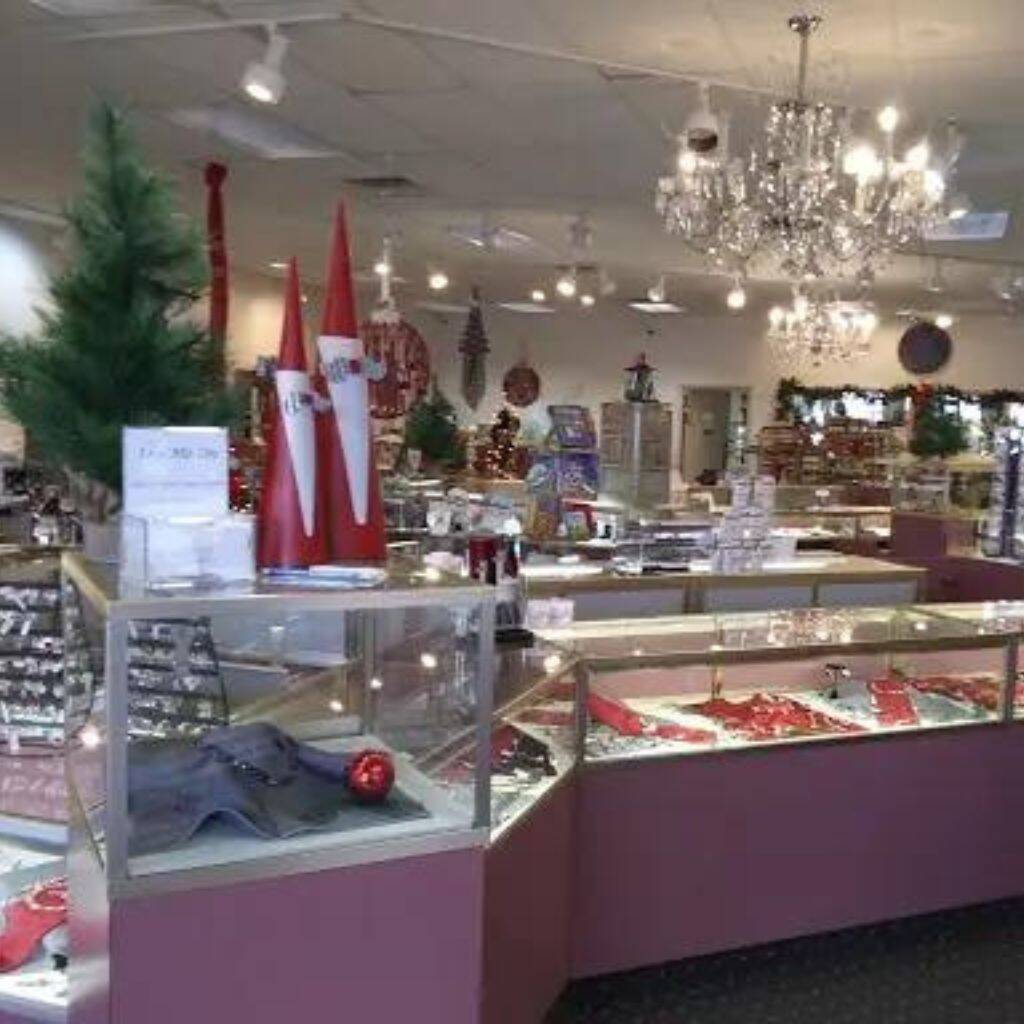 ME-Jackson-Jewelers-Jewelry-and-gifts-mt-vernon-il-counter