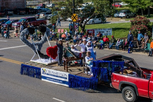Fall-fest-weekend-downtown-mt-vernon-illinois-parade